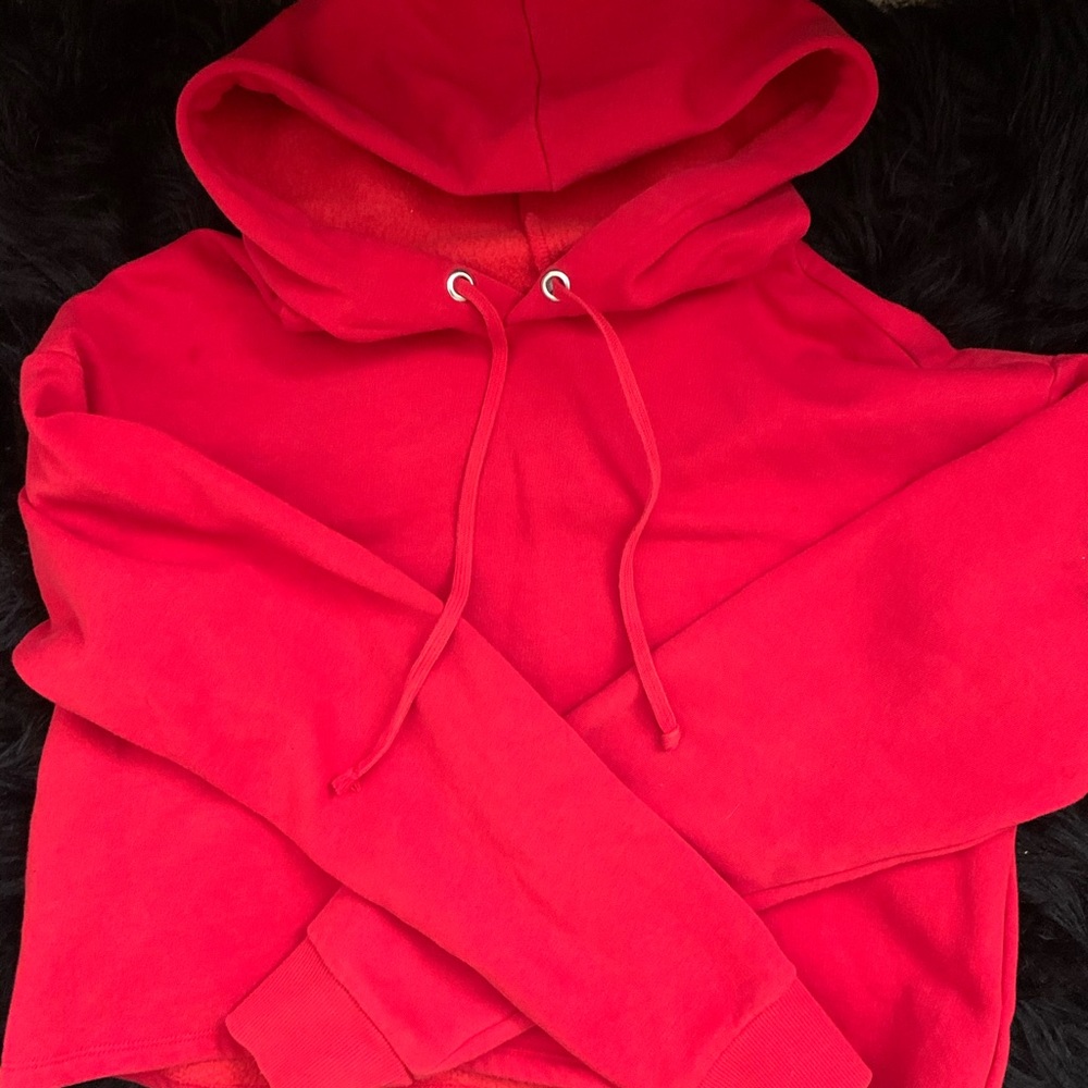 Red cropped sweatshirt